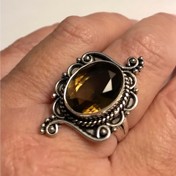 Stunning 925 Sterling Silver Ring - Picture 3 of 4